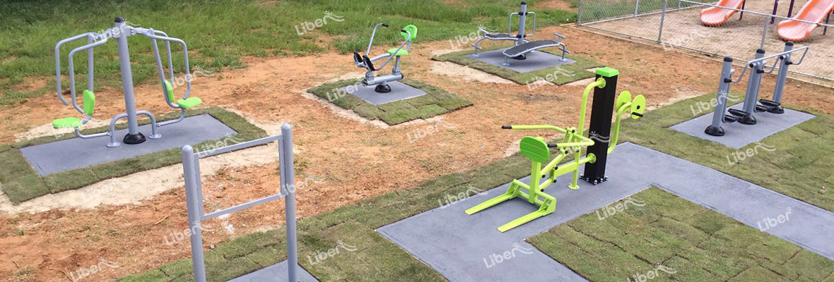 outdoor fitness park