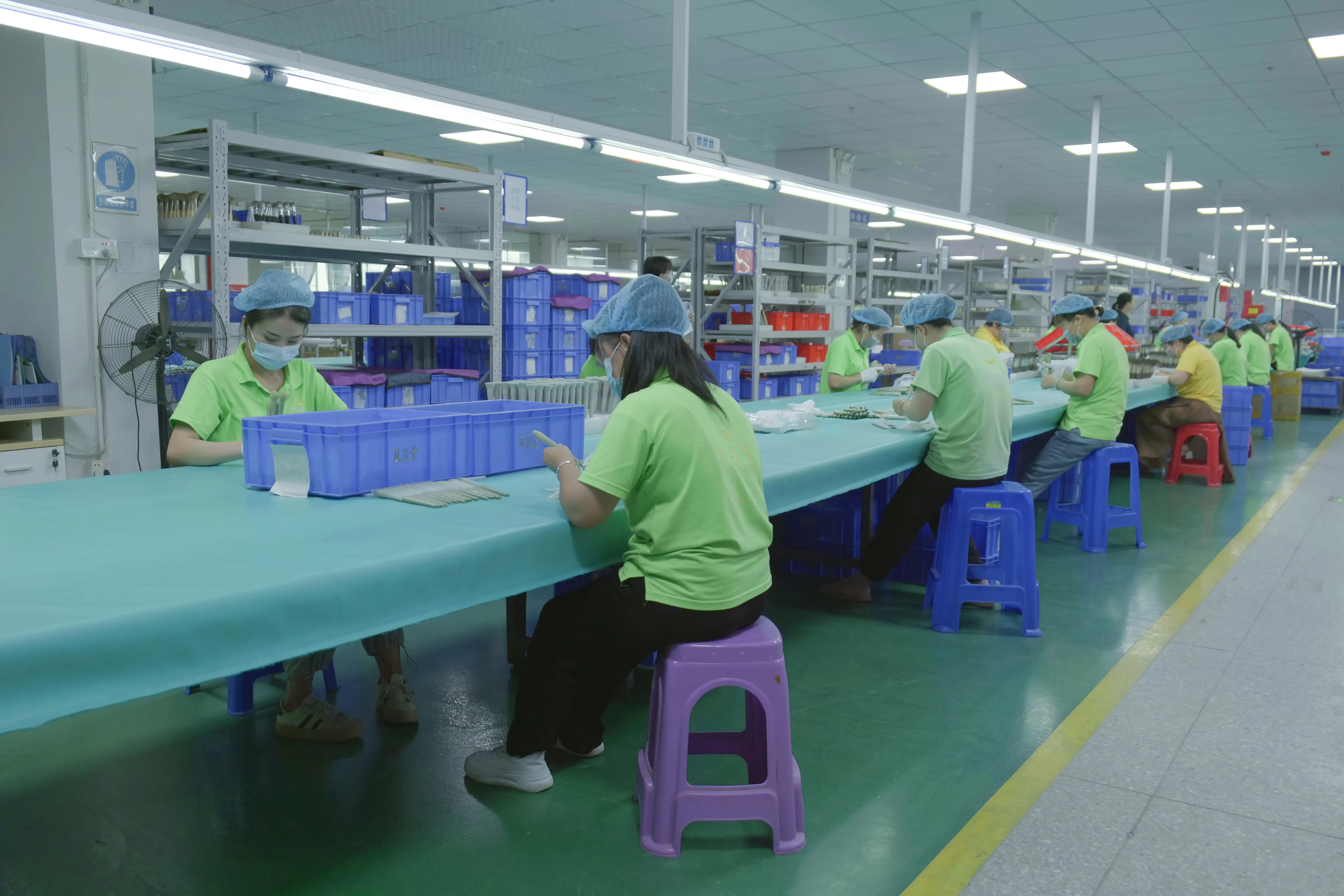 makeup brush supplier