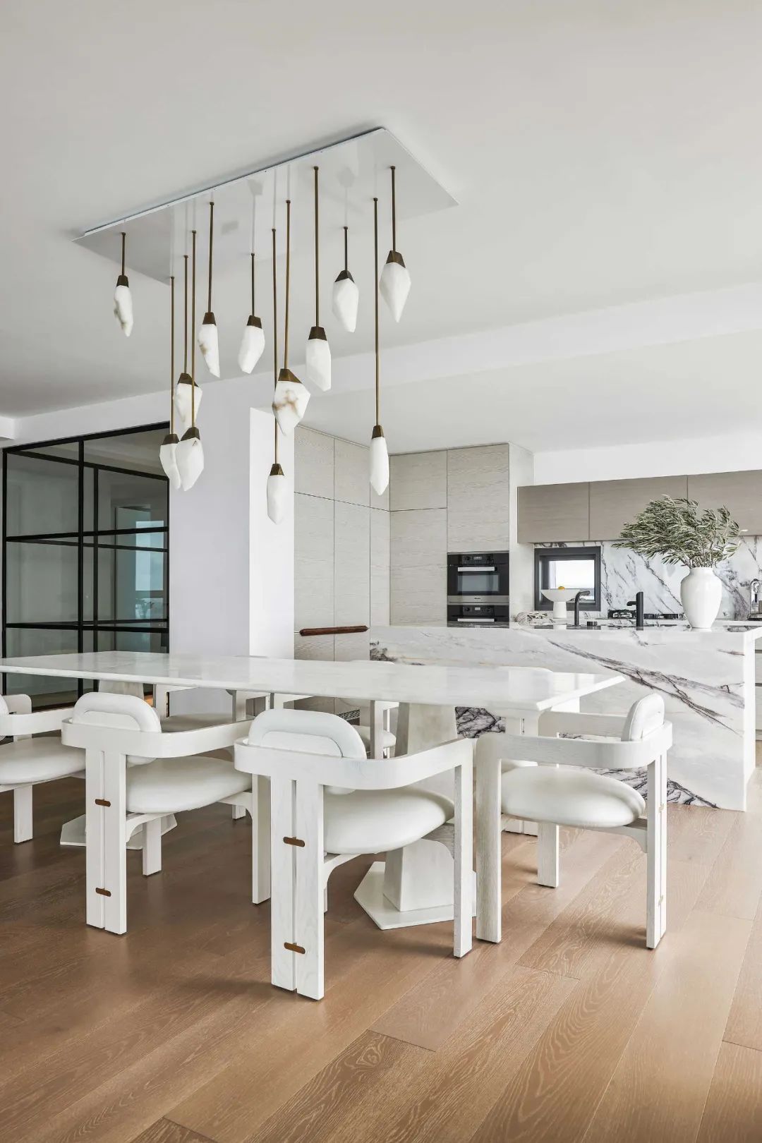 advance furniture