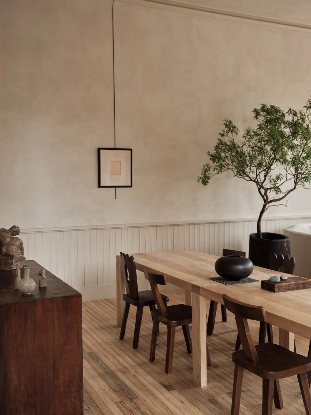 //www.teemliving.com/Masaccio/Dining-table/HM0458-CJ-CZ18.html