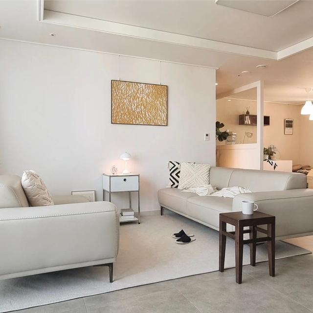 elegant modern furniture