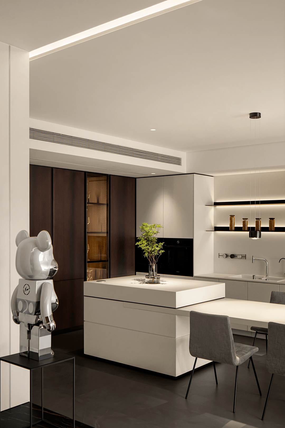The luxury Italian furniture