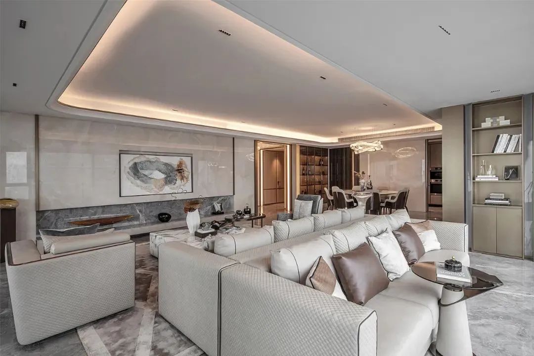 panoramic river view mansion