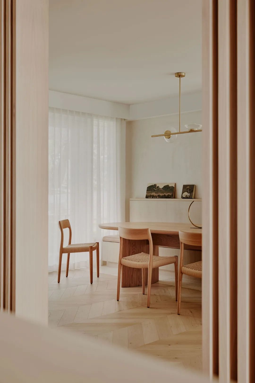 Shaun Lockyer Architects furniture