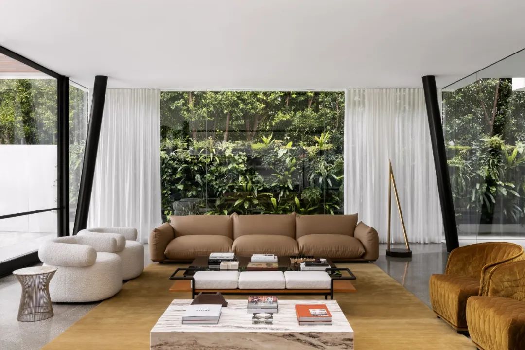 Shaun Lockyer Architects furniture