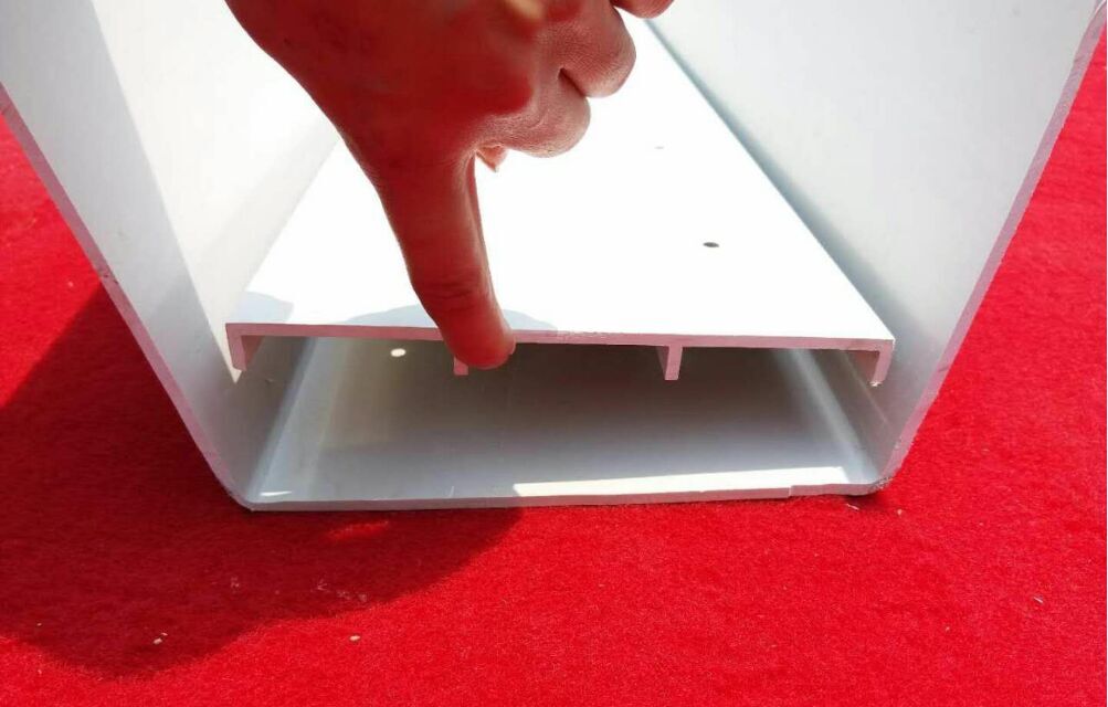 G AND N FORTUNE LIMITED's weed growing system for hydroponics.