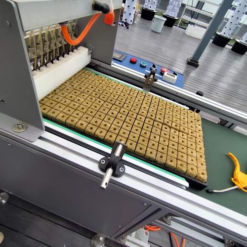 G AND N FORTUNE LIMITED’s hydroponic gear offers seed machine.