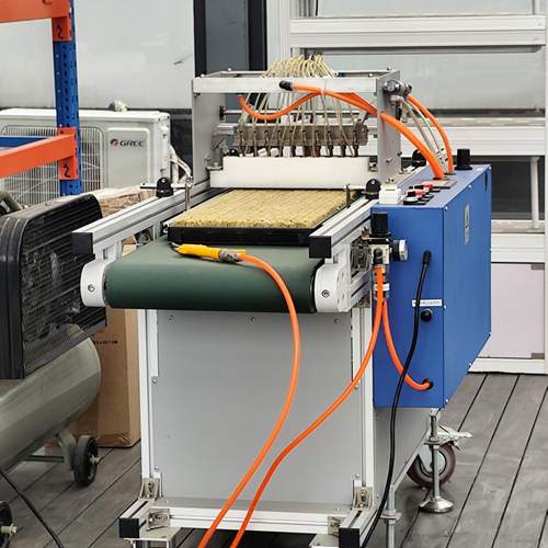 G AND N FORTUNE LIMITED’s hydroponic tool has lawn seeder machine.