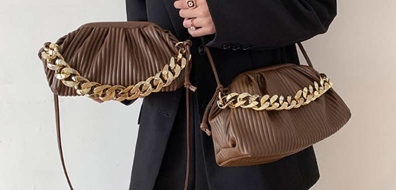 Discover which types of handbags best reflect a woman’s classic elegance—from structured totes to quilted chain bags. Explore timeless styles and learn how XINHUI helps brands create custom, high-quality handbags through OEM & ODM services.