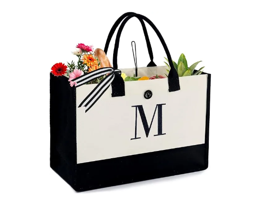Discover which types of handbags best reflect a woman’s classic elegance—from structured totes to quilted chain bags. Explore timeless styles and learn how XINHUI helps brands create custom, high-quality handbags through OEM & ODM services.