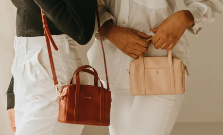 Crossbody purses are still trending in 2025 for a reason—combining style, functionality, and sustainability. Discover why this timeless bag remains a must-have fashion staple.