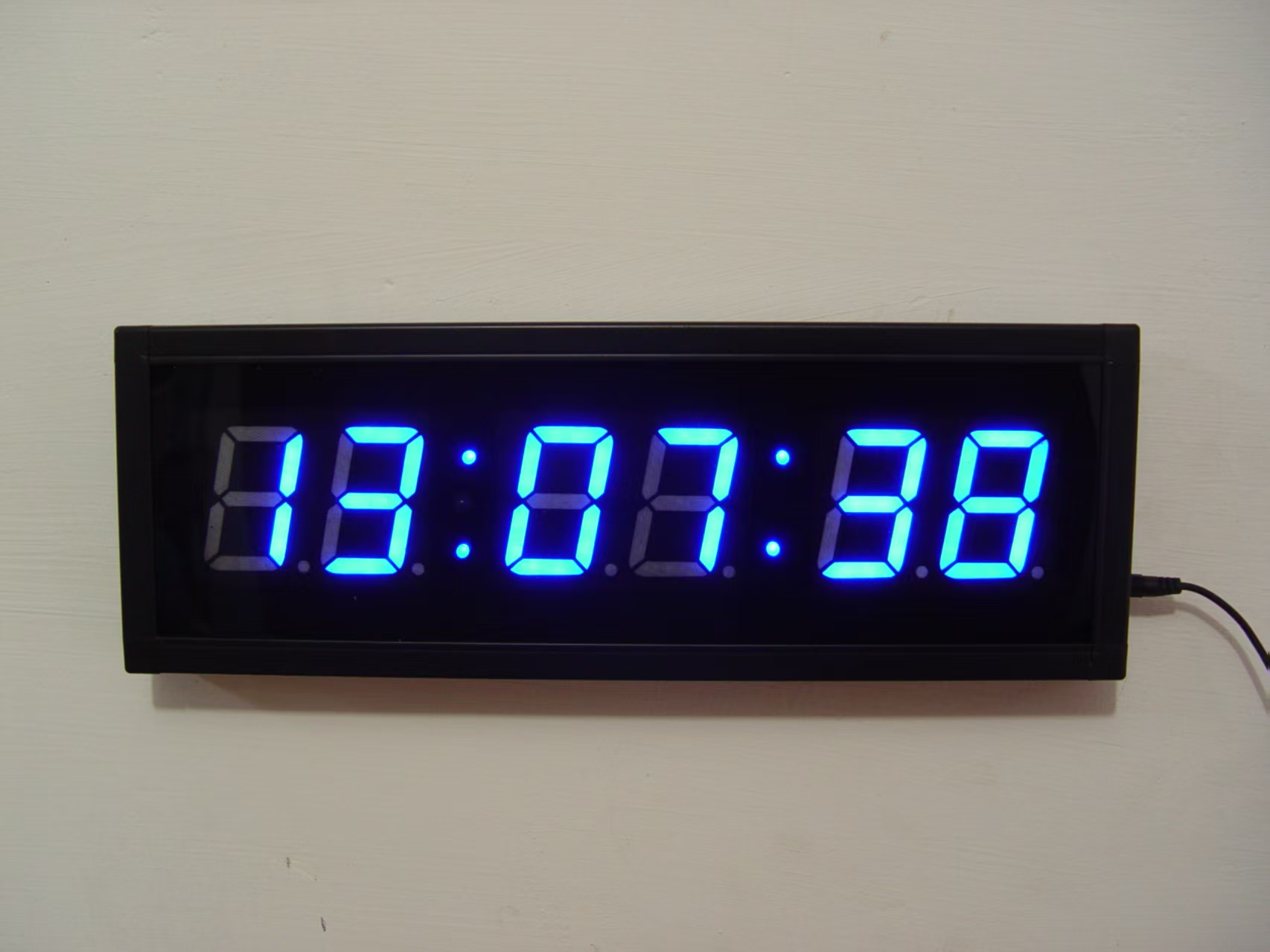 Custom 7 Segment Display integrated into industrial monitoring device