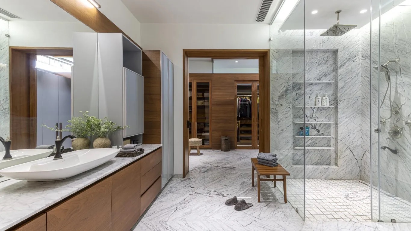 led strip light at bathroom