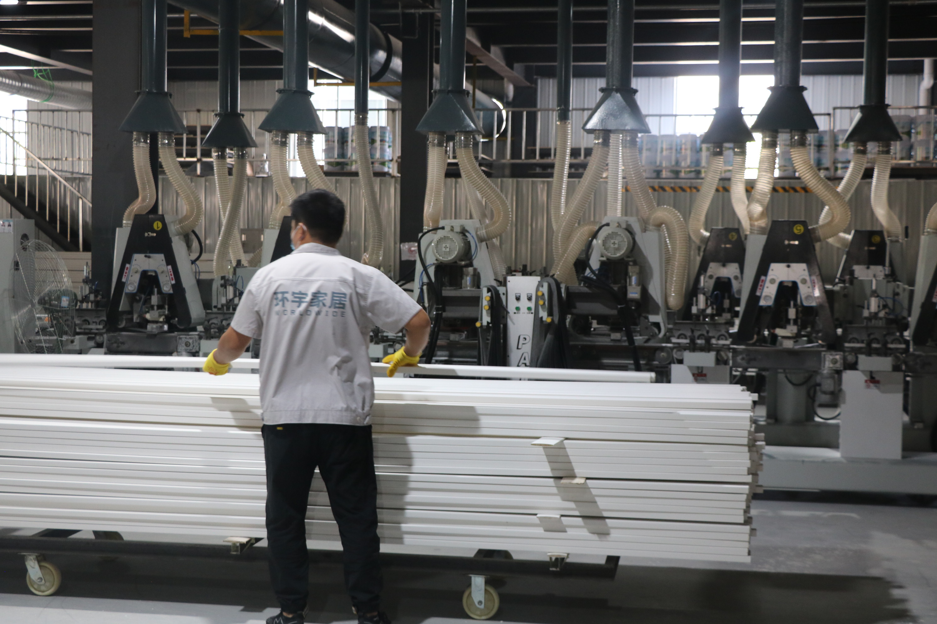 plantation shutter