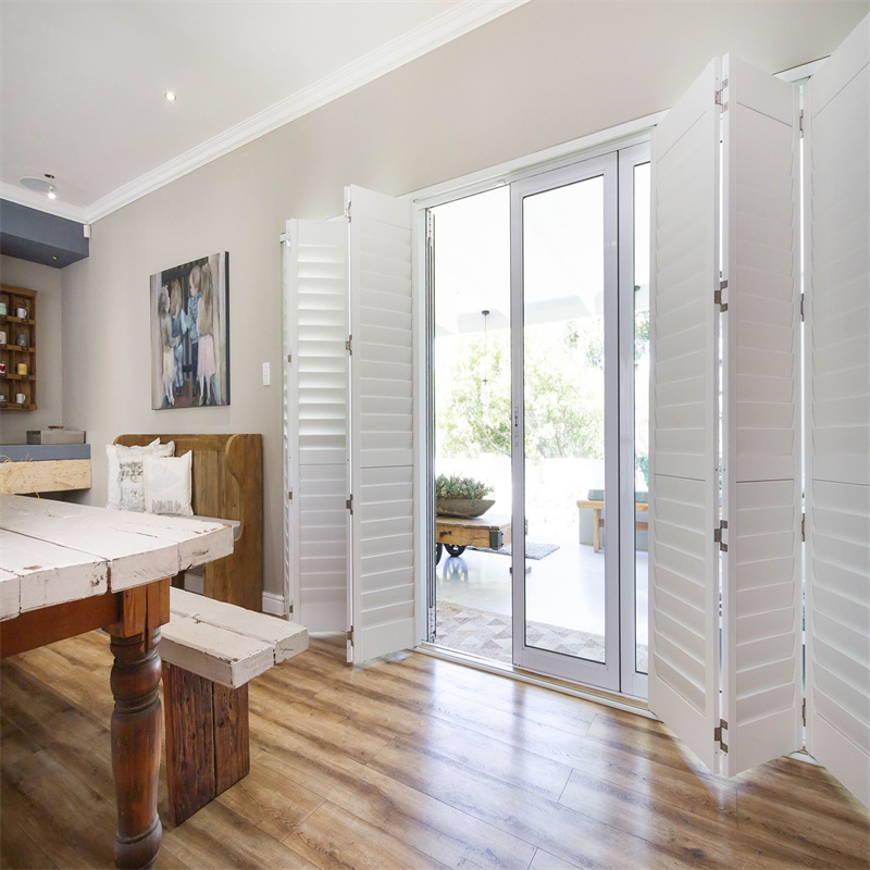 plantation shutter