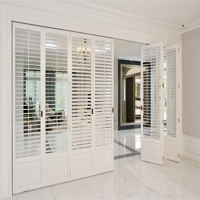 Plantation Shutter