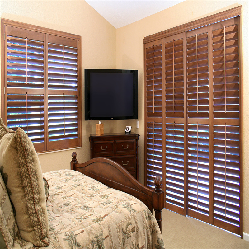 Plantation Shutter