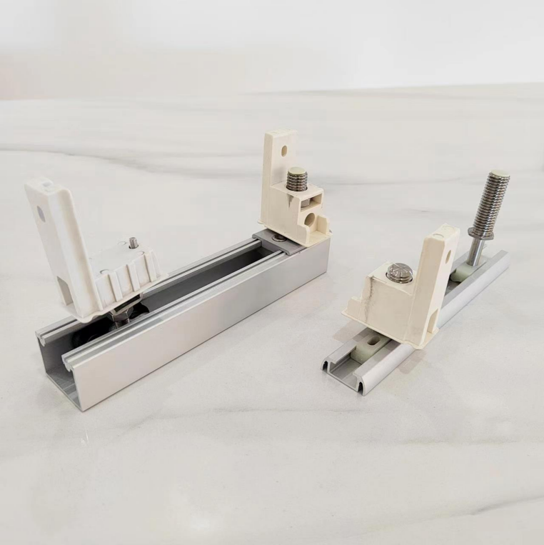 Bi-fold shutter