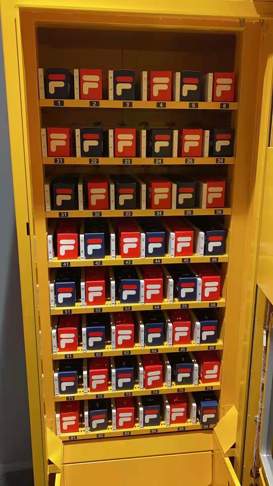 lucky box vending machine