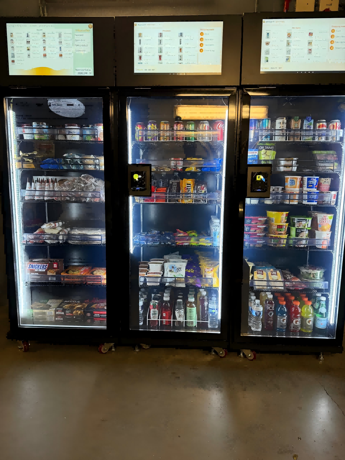 This ai vending machine is suitable for selling snack and drink.