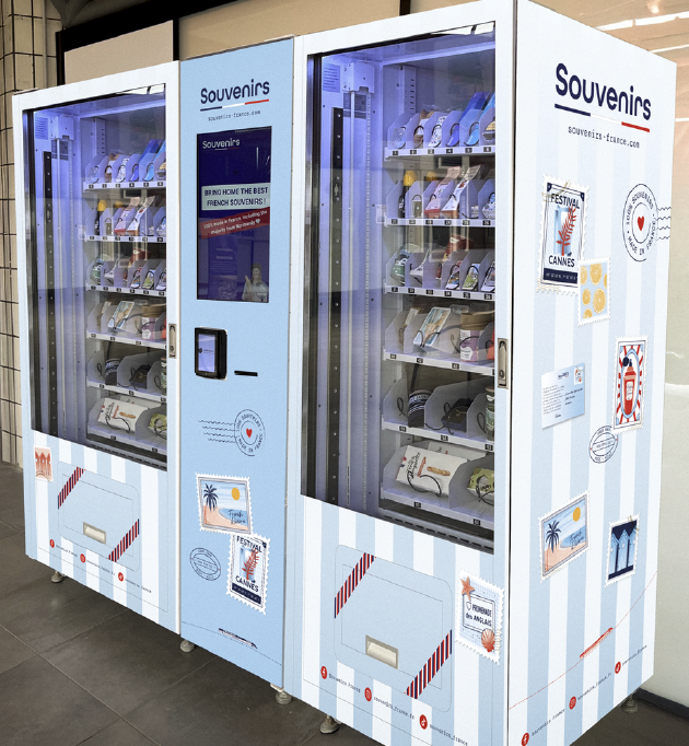 This combo vending machine is suitable for selling souvenirs.