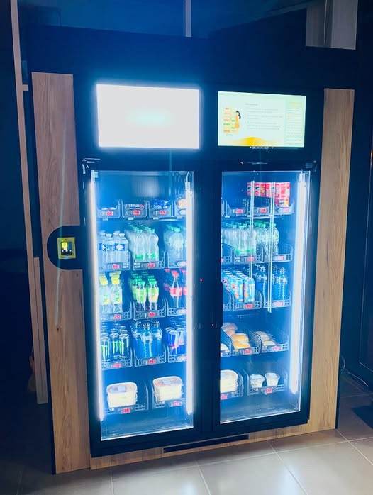 A French customer placed a snack vending machine in office building.