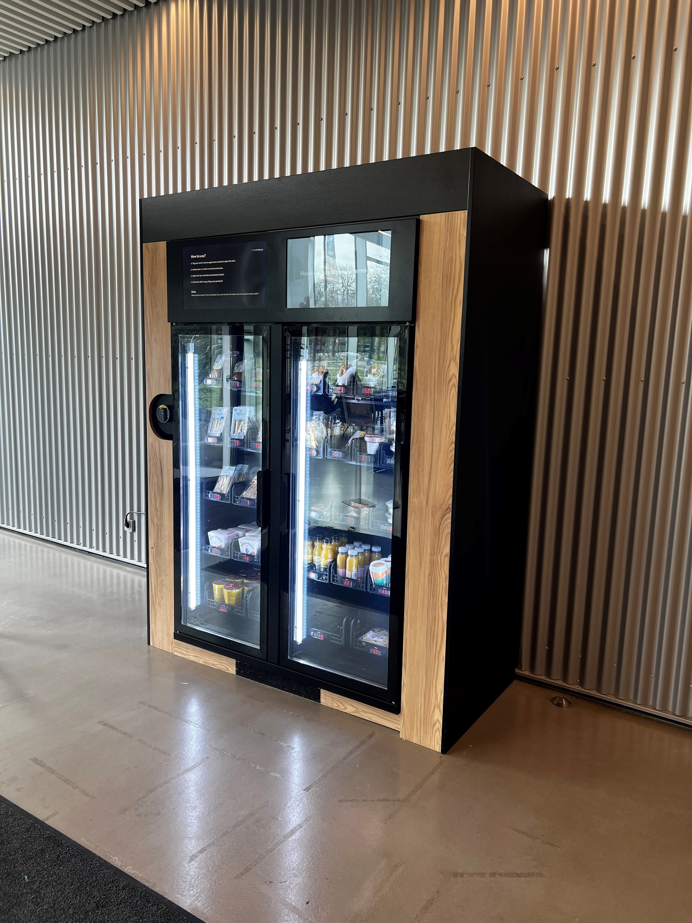 This frozen food vending machine has weight-sensing technology.