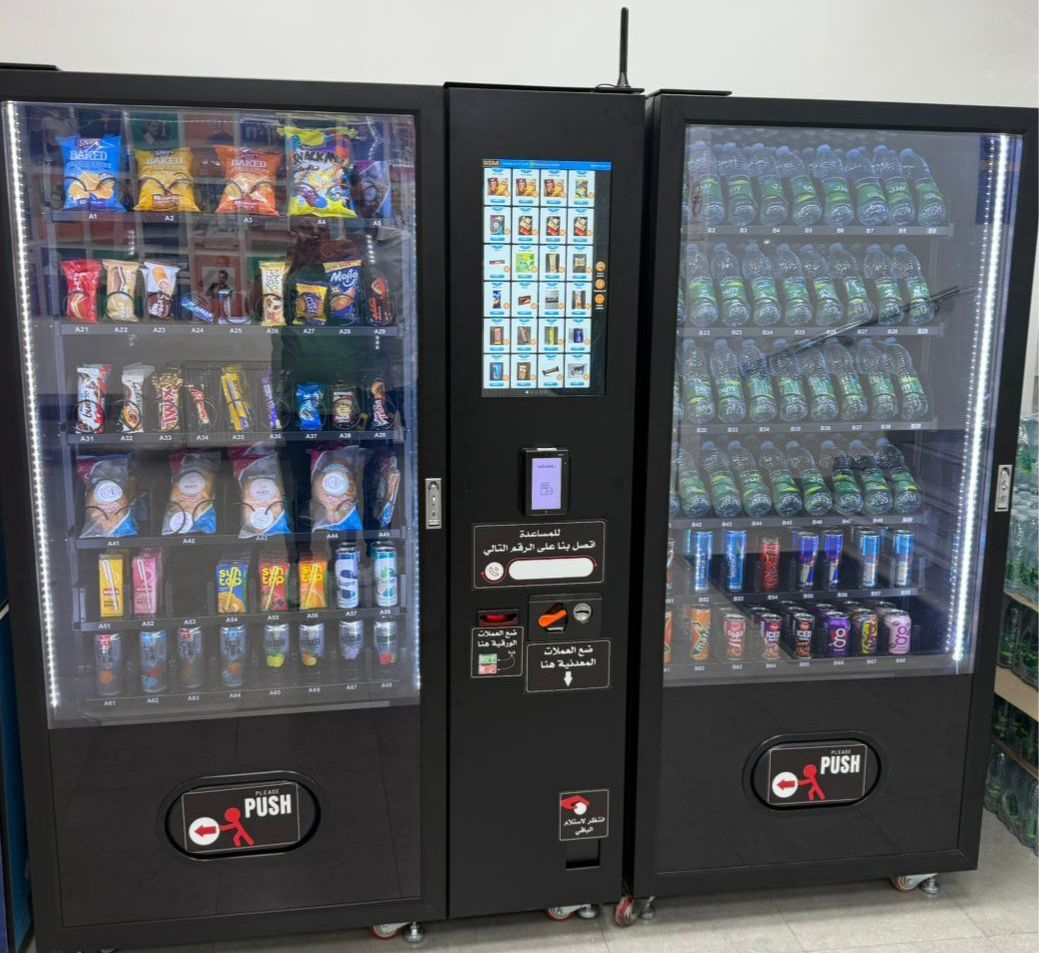 This snack vending machine is suitable for selling food.