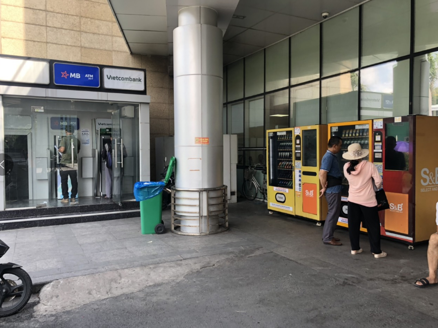 vending machine customer case
