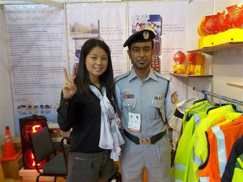 Solar warning lamps for police