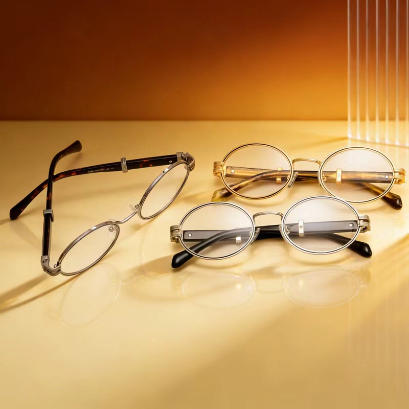 retro style frames
