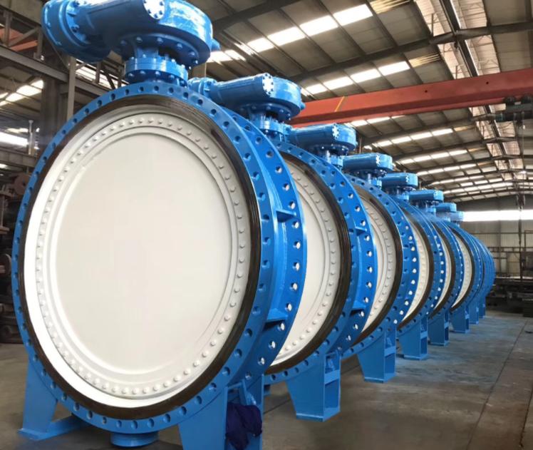 Large industrial butterfly valves