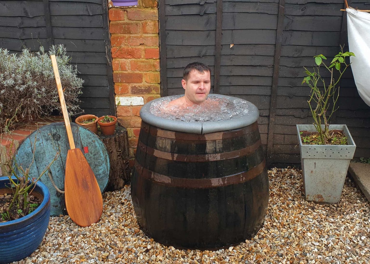 outdoor ice bath tub