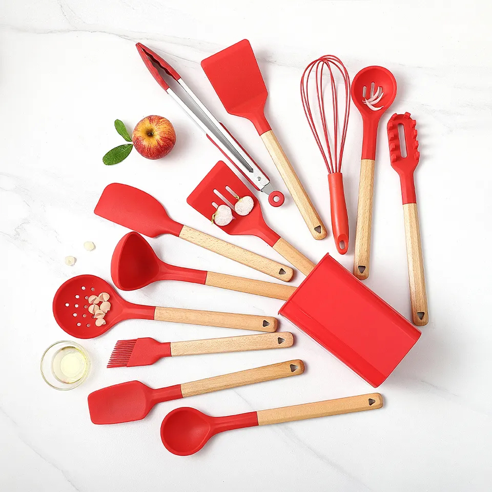 Why recommend using silicone kitchenware