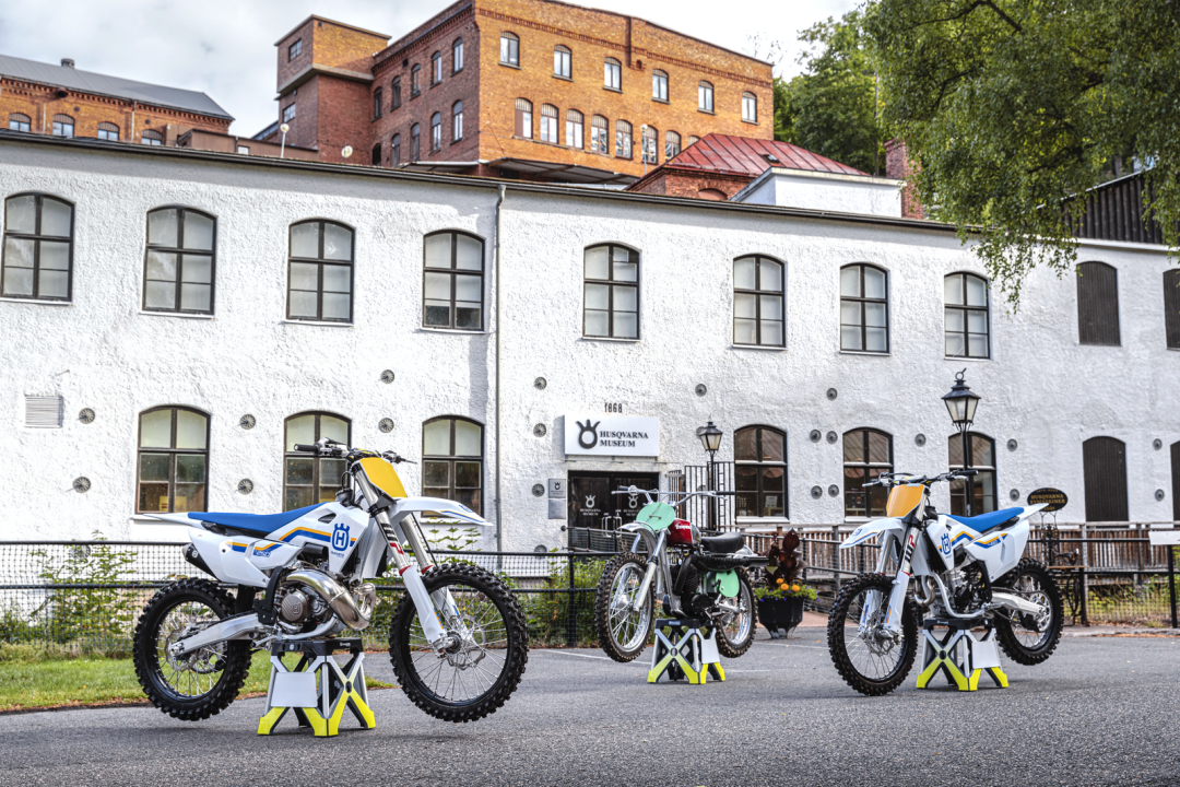 Huswana 2023 Heritage Limited Edition Cross - Country Racing Series