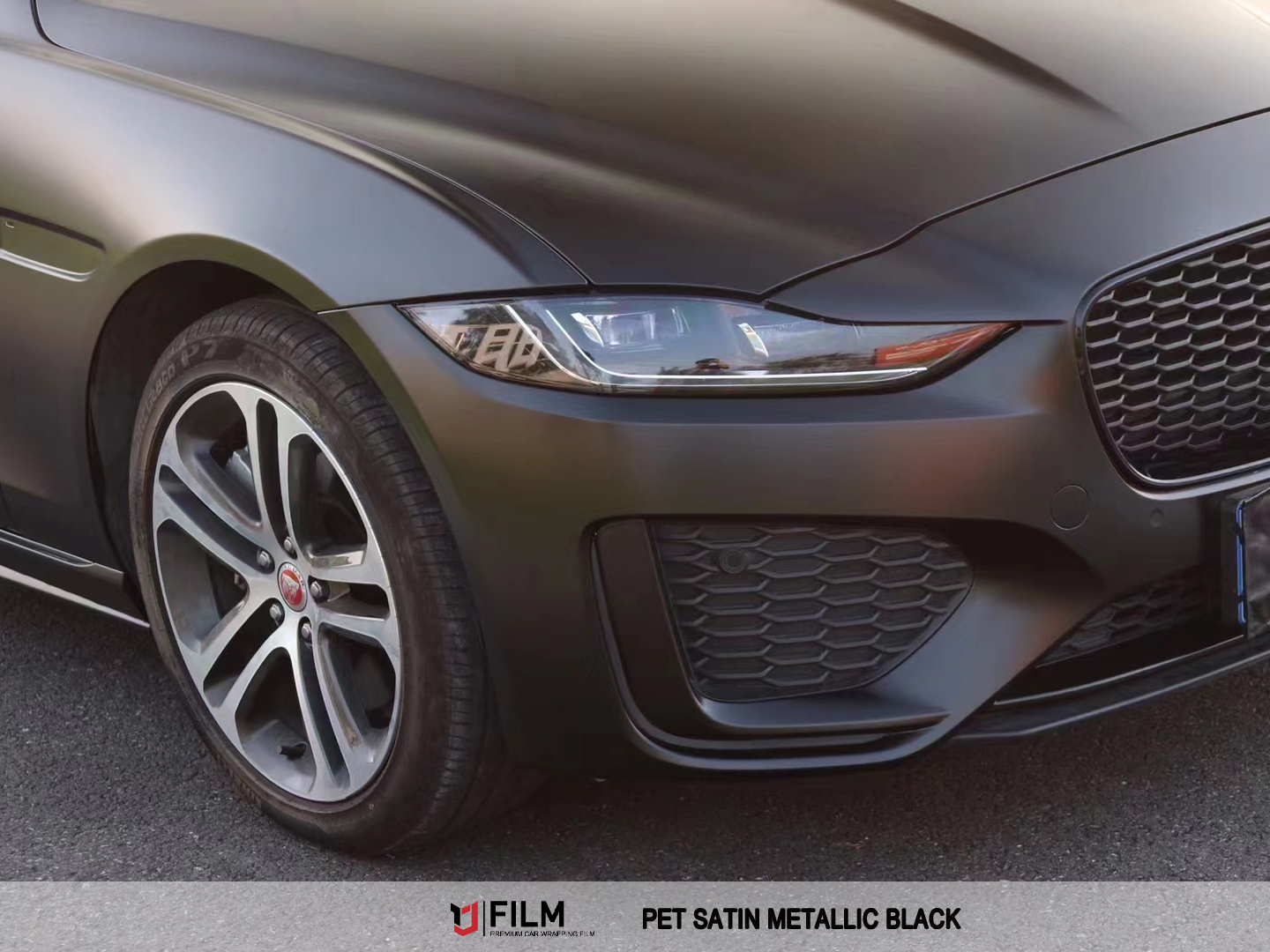 car wrap black