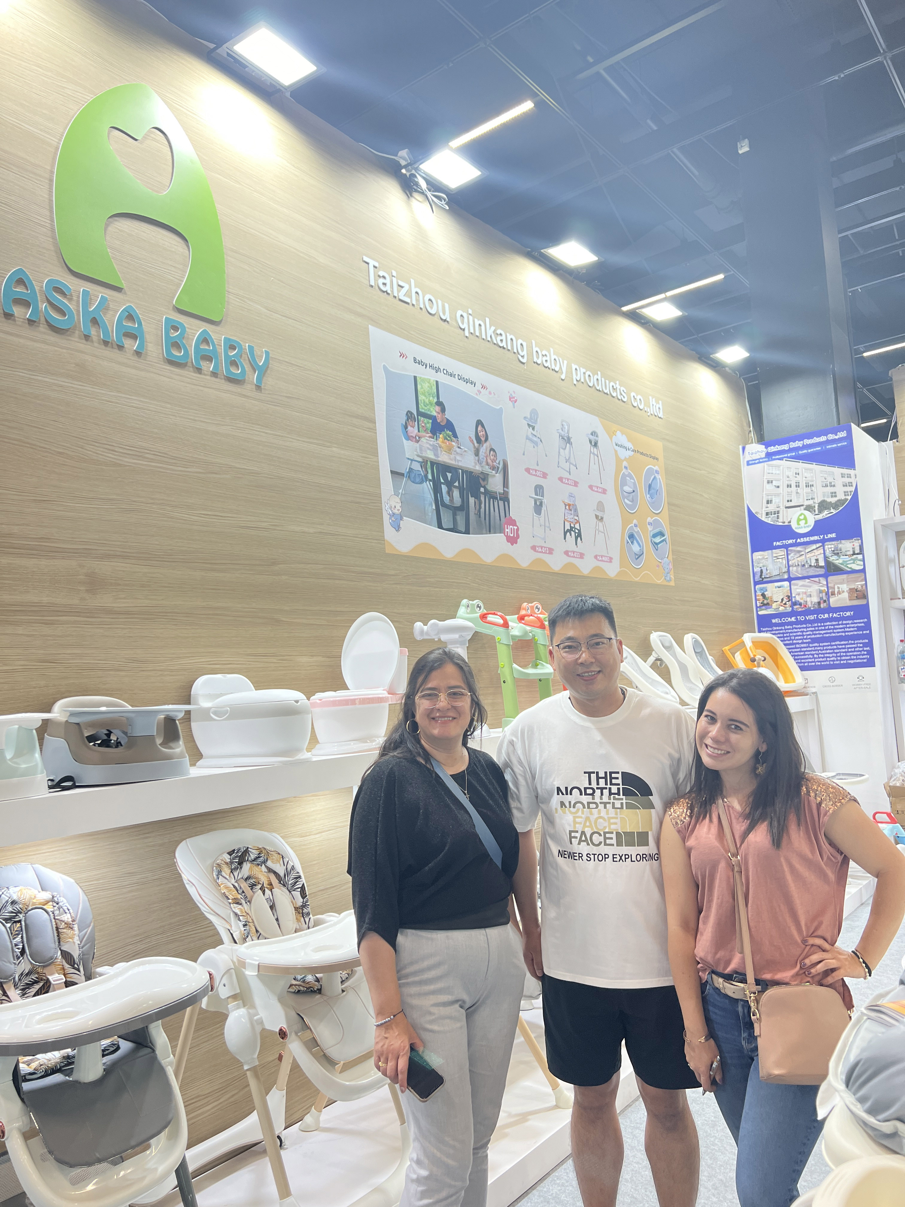 Have a photo with clients during Cologne Fair