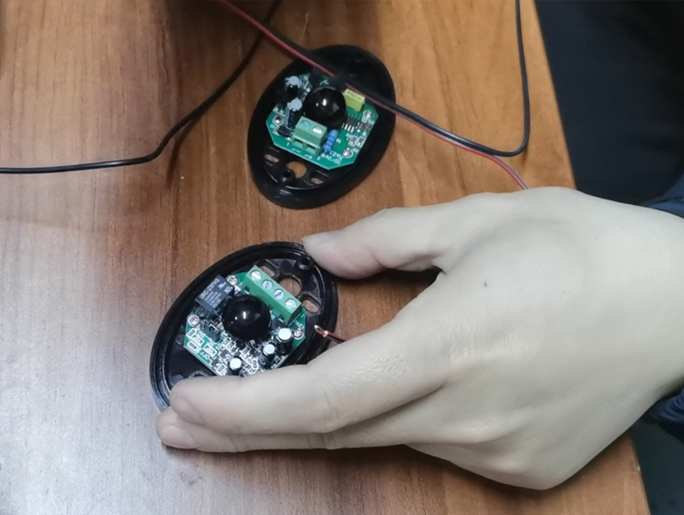 soluciones para fallas del sensor de puerta de garaje