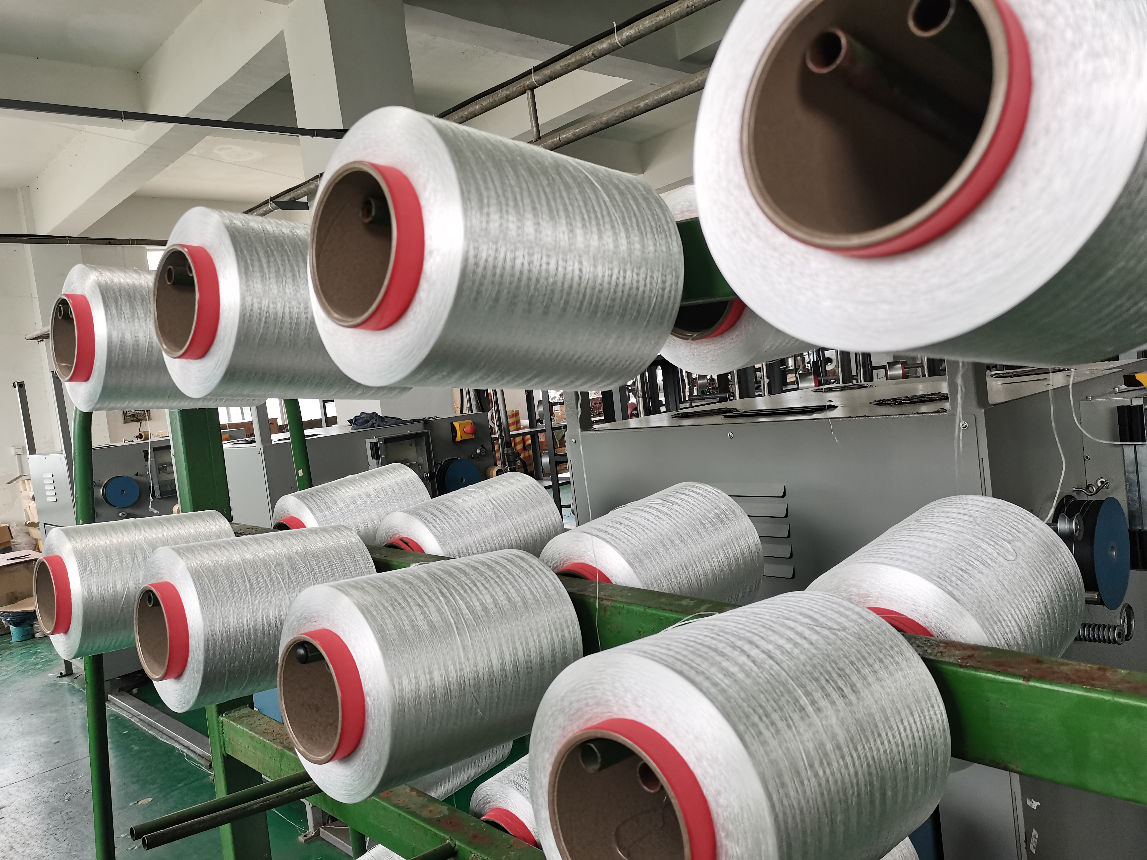 What is Hot Melt Yarn? What are the uses of Hot Melt Yarn? What are the benefits of Hot Melt Yarn?