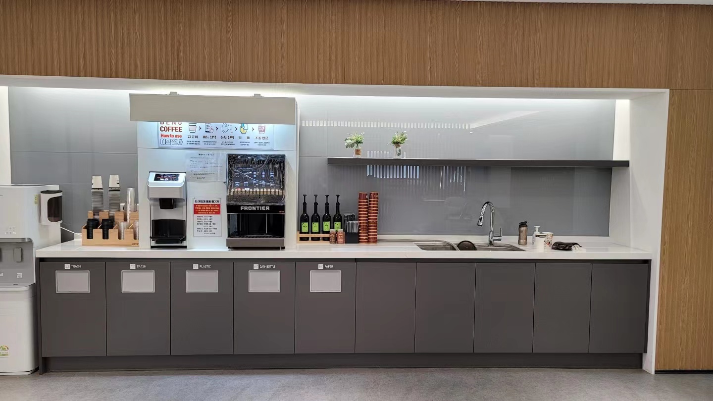 coffee vending machine in Colombia office