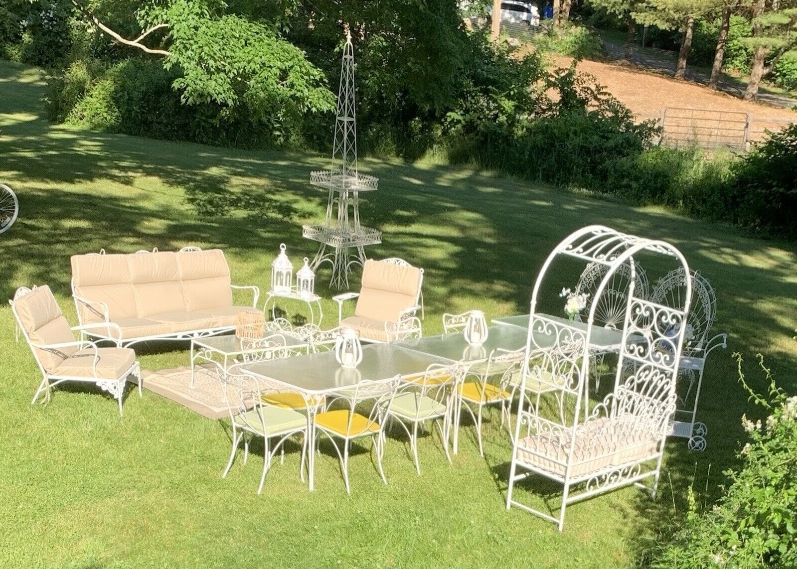 wrought iron outdoor furniture