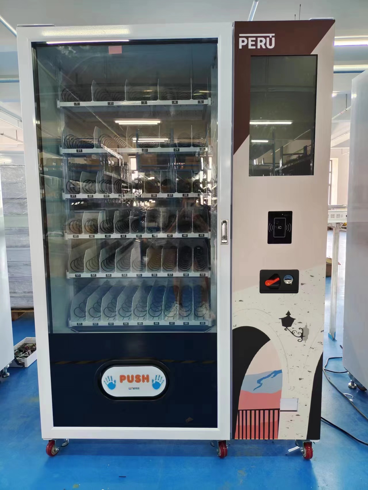 Peru: Customized Snacks and Drinks Vending Machine to Peru