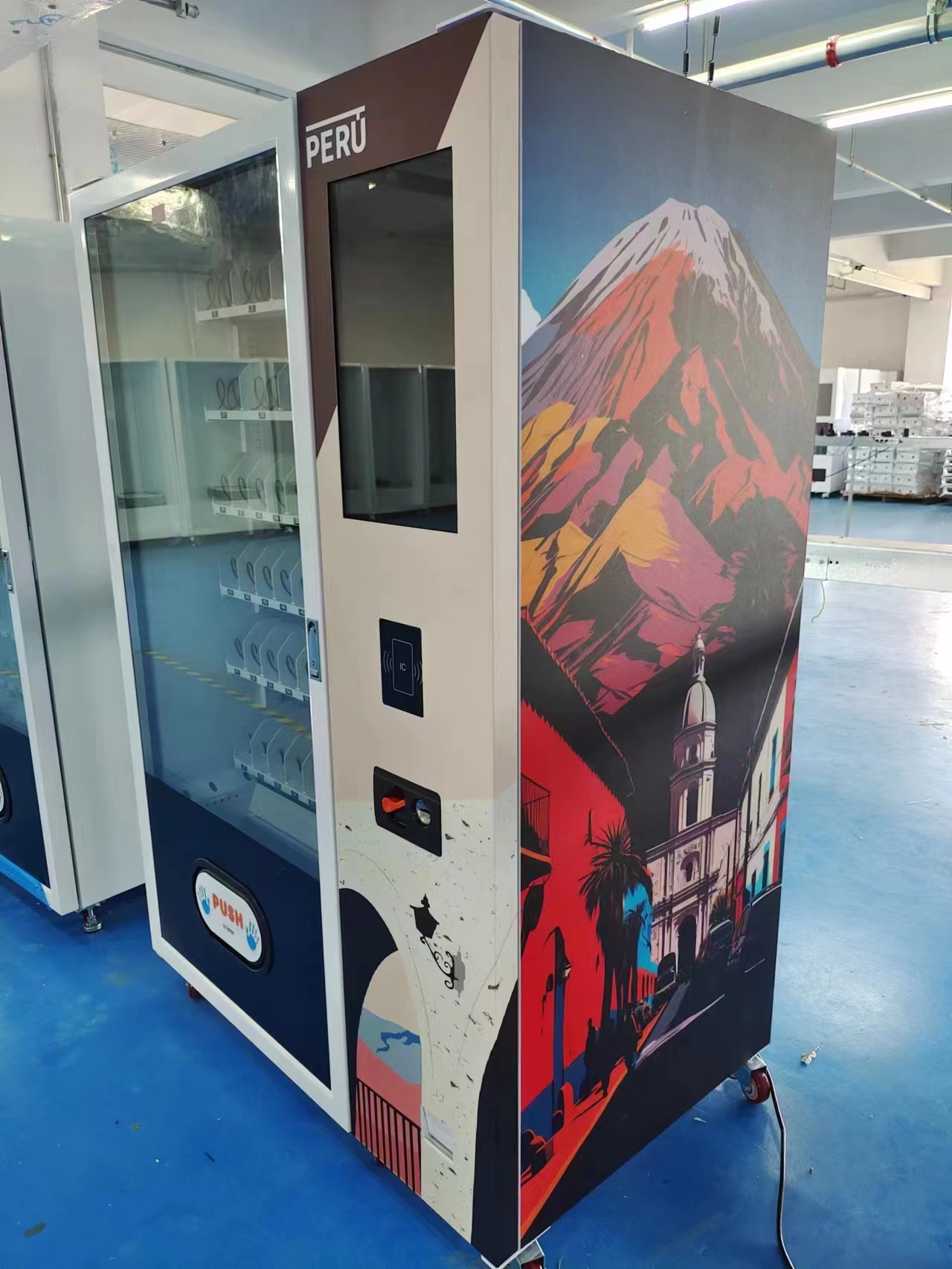Peru: Customized Snacks and Drinks Vending Machine to Peru