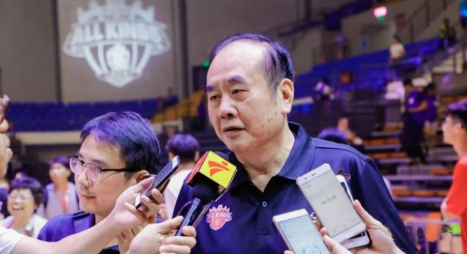 Mr.Kejun Liu in Basketball king