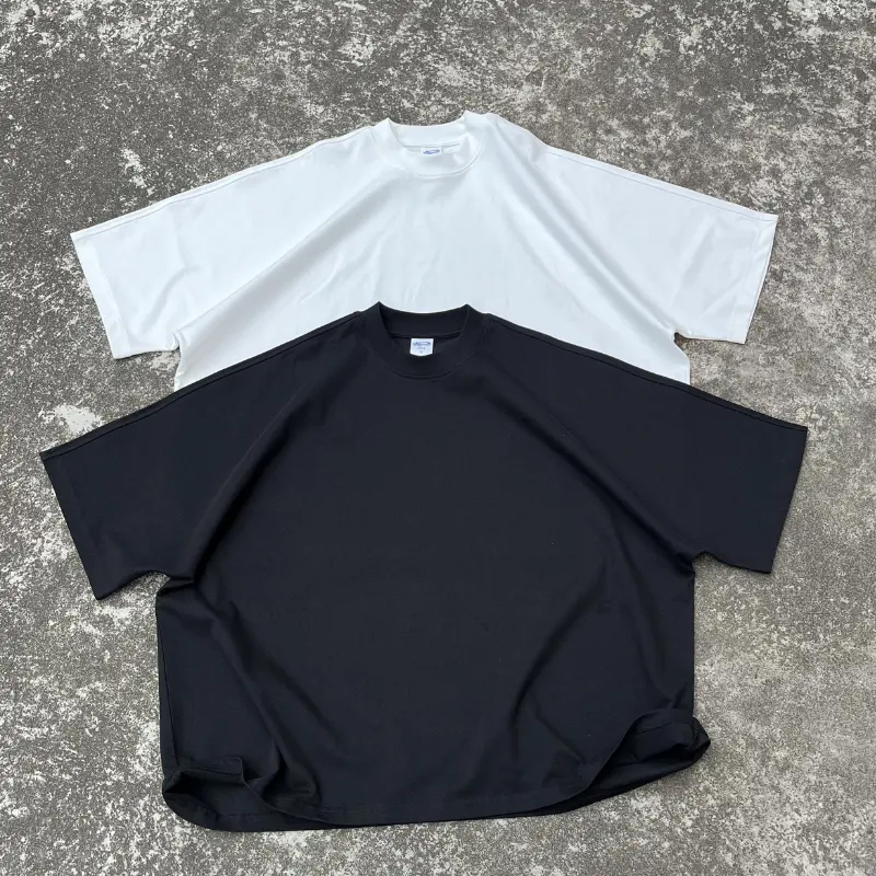 Monochrome T shirt