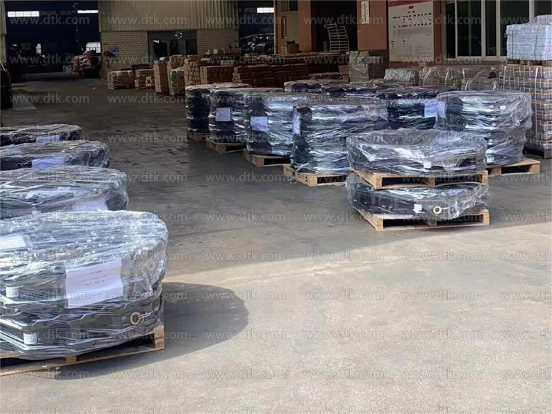 excavator undercarriage part factory