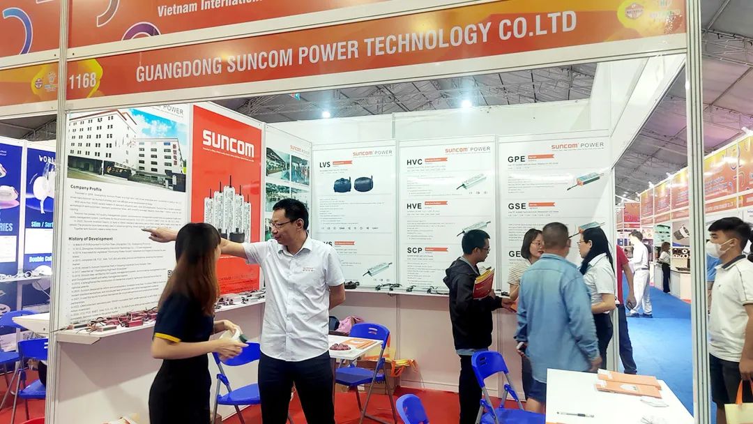 Suncom power staffs at the exhibition