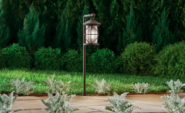 how to install low voltage landscape lighting?