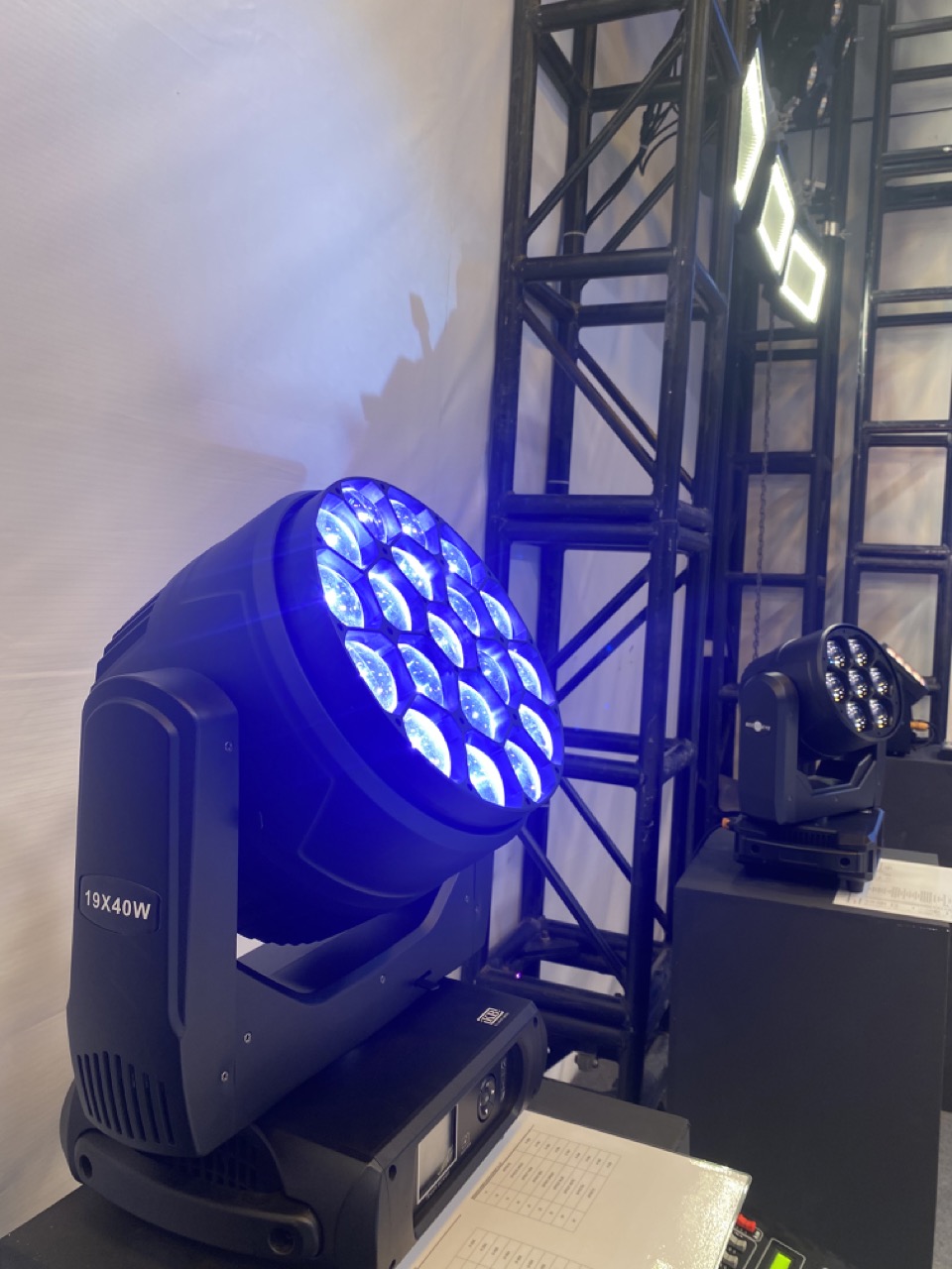stage moving head lighting was beam zoom led