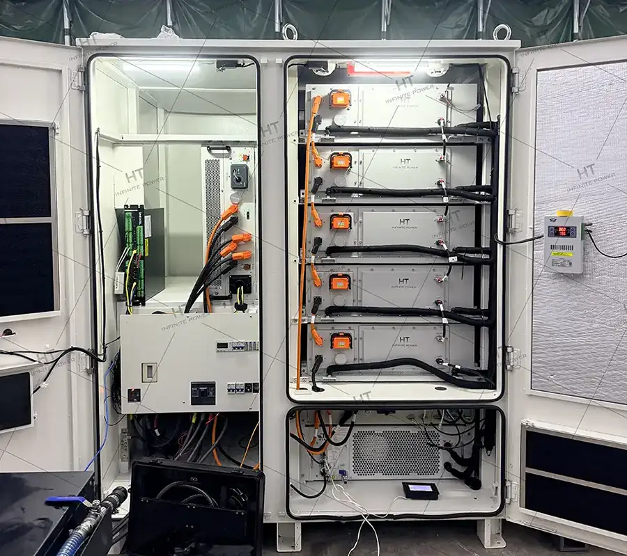 HT INFINITEPOWER 261 kWh – système de stockage d’énergie tout-en-un avec mode VSG